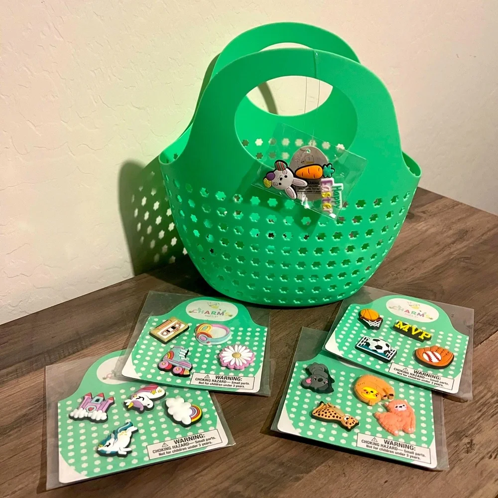 Target Bullseyes Playground Silicone Easter Basket with Charms Green